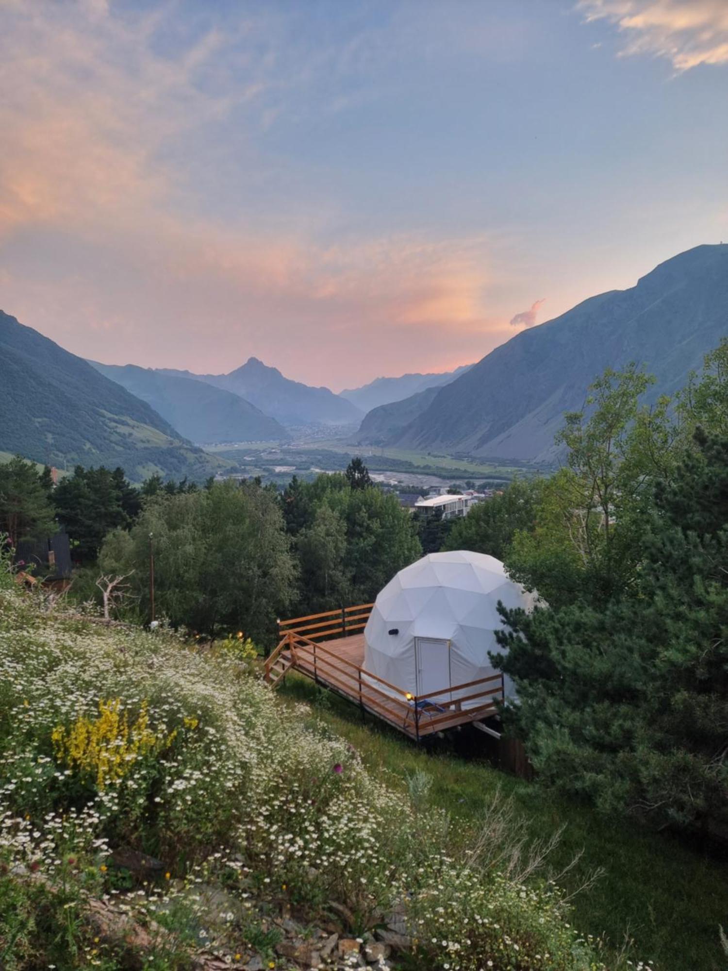 Elia Glamping Hotel Kazbegi Luaran gambar